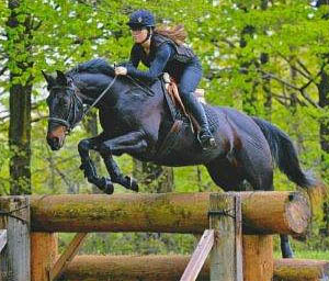 Mary Rea 2017 Eventing Canada Heather Wellman Bursary Recipient